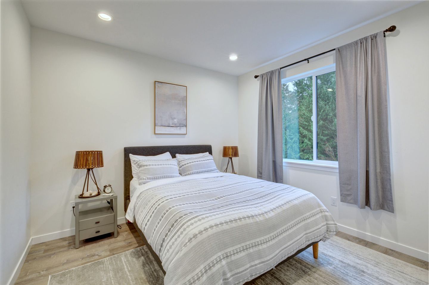 Luxury Private Cabin Beautifully Design with Beautiful Hiking Trails in Washington