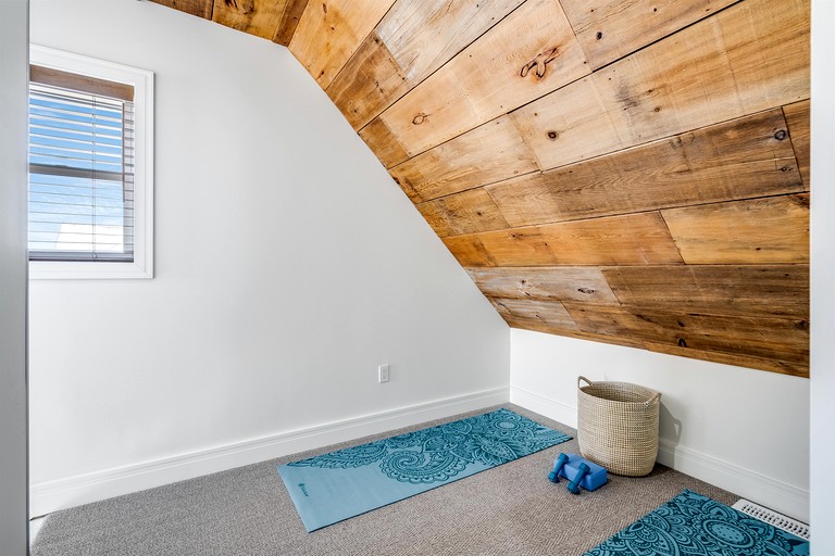 Beach Houses (Canada, Leamington, Ontario)