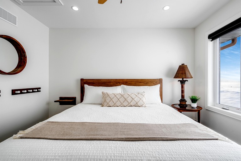 Beach Houses (Canada, Leamington, Ontario)