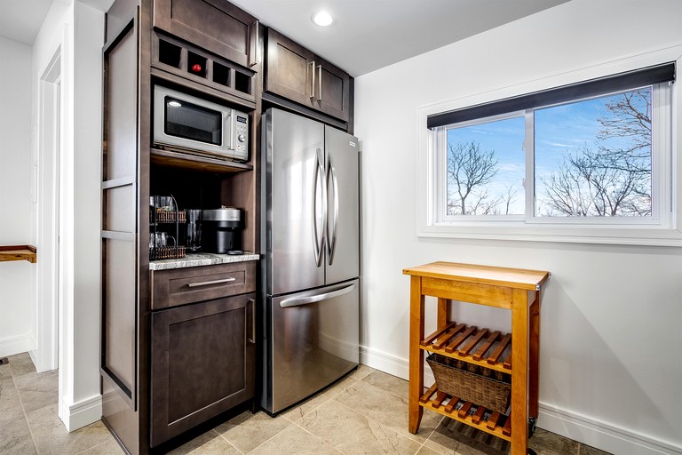 Beach Houses (Canada, Leamington, Ontario)