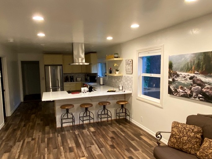 Cabins (United States of America, Big Flat, California)