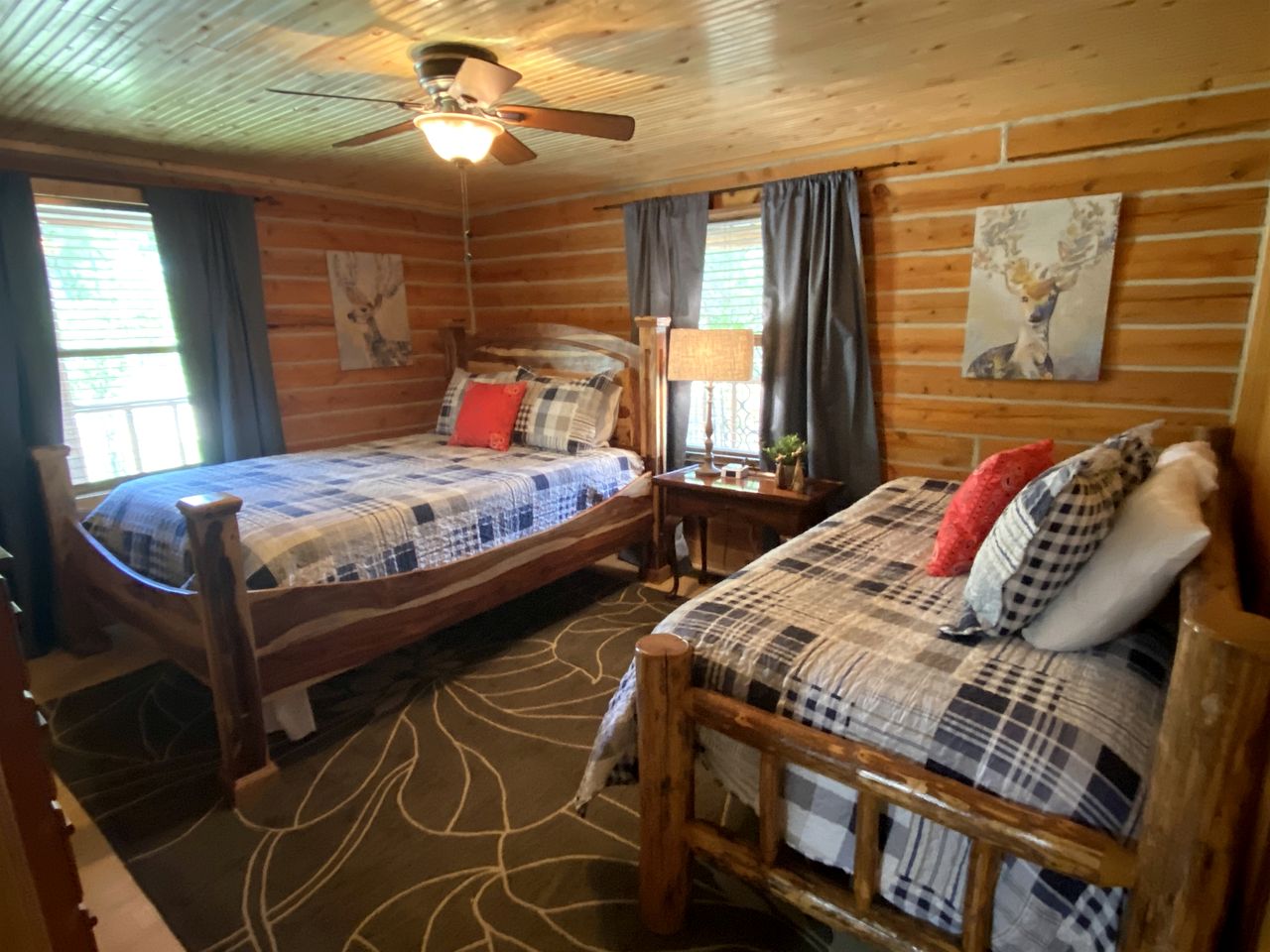 Beautiful Cabin Comfortable for Groups in Riverside, Wyoming