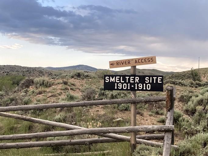 Cabins (United States of America, Riverside, Wyoming)