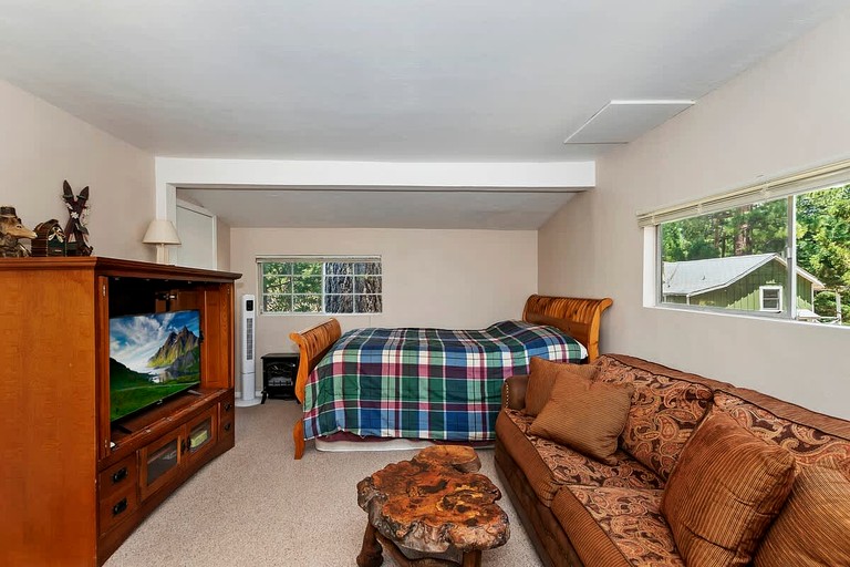 Cabins (United States of America, Big Bear Lake, California)