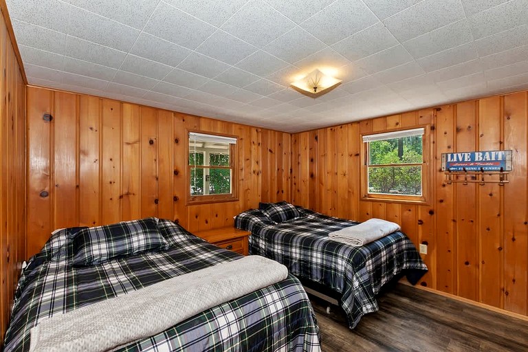 Cabins (United States of America, Big Bear Lake, California)