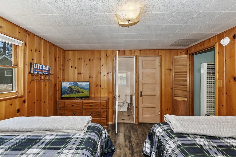 Cabins (United States of America, Big Bear Lake, California)