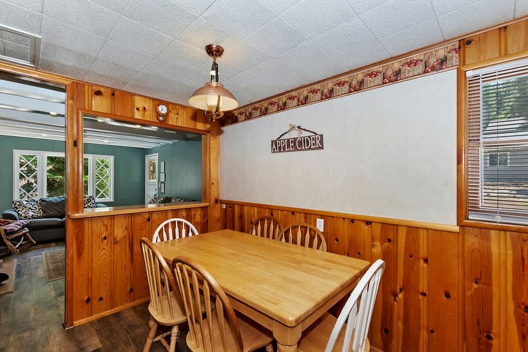 Cabins (United States of America, Big Bear Lake, California)