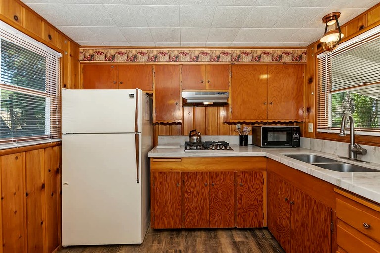 Cabins (United States of America, Big Bear Lake, California)