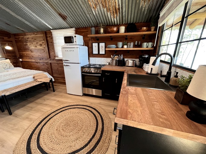 Cabins (United States of America, Hemphill, Texas)