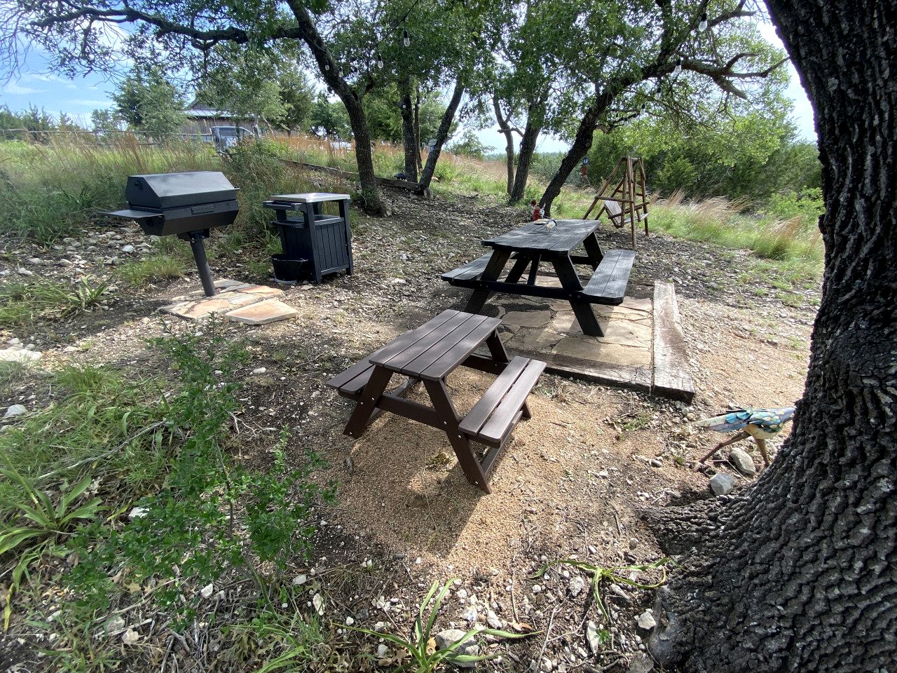 Vacation Cabin Rental with Hot Tub and Fire Pit in Fredericksburg, Texas