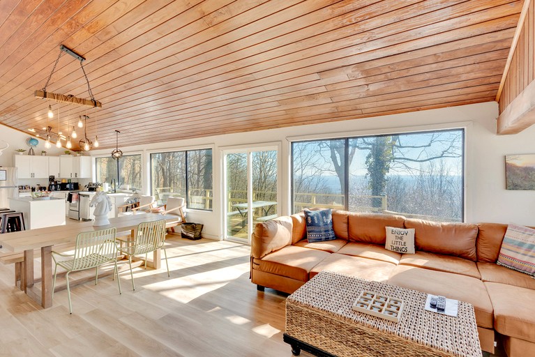 Cabins (United States of America, Rising Fawn, Georgia)