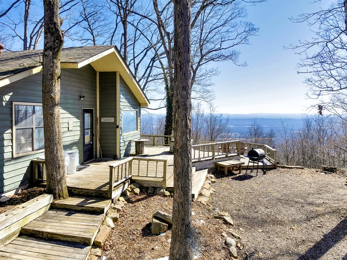 Cabins (United States of America, Rising Fawn, Georgia)
