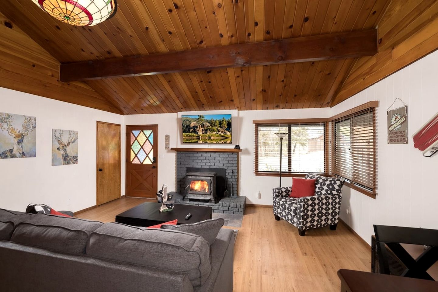 Comfy Cabin with Fireplace and Outdoor BBQ in California
