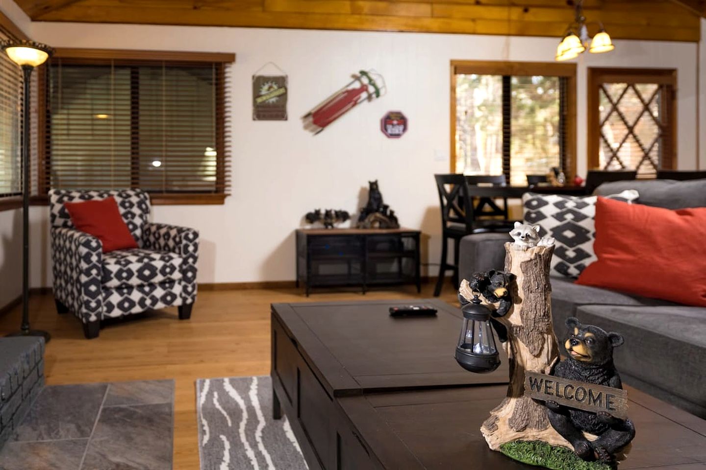 Comfy Cabin with Fireplace and Outdoor BBQ in California