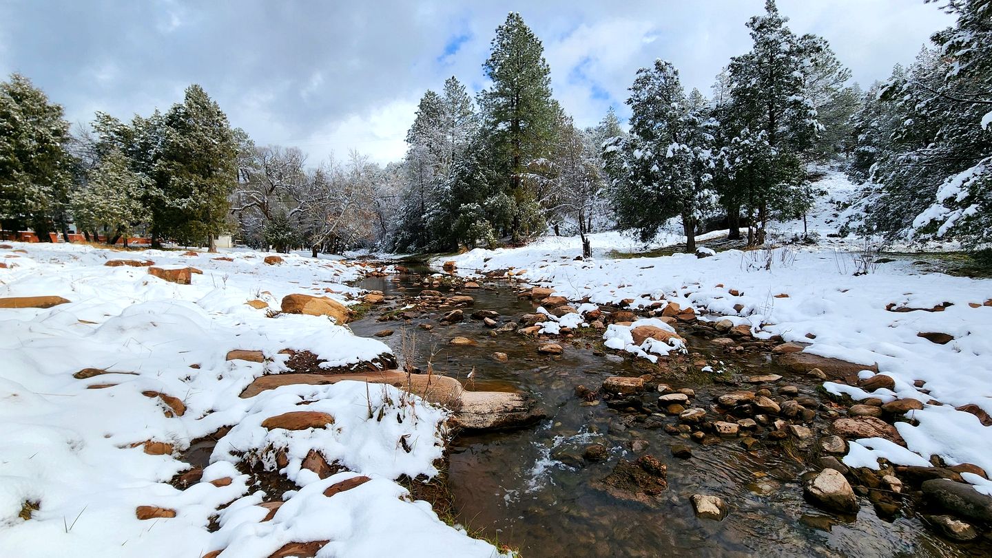 Beautiful Cottage with Barbecue in Payson, Arizona
