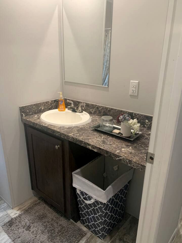 Beautiful Cottage with Fire Pit and Barbecue in Dunnellon, Florida