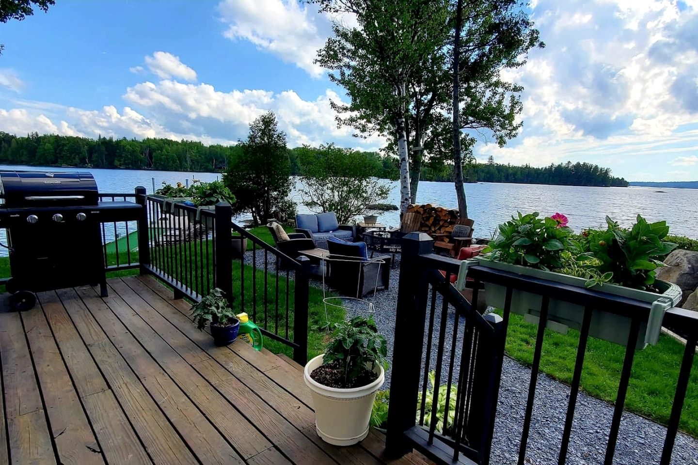 Beautiful Cottage with Lovely Outdoor Living with Views in Maine
