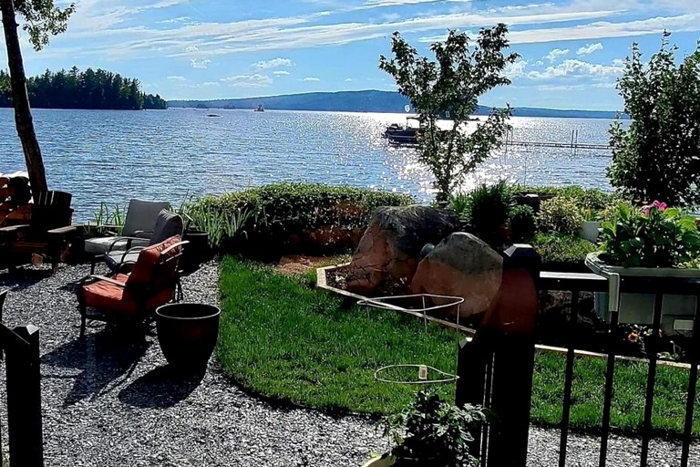 Cottages (United States of America, Lily Bay Township, Maine)
