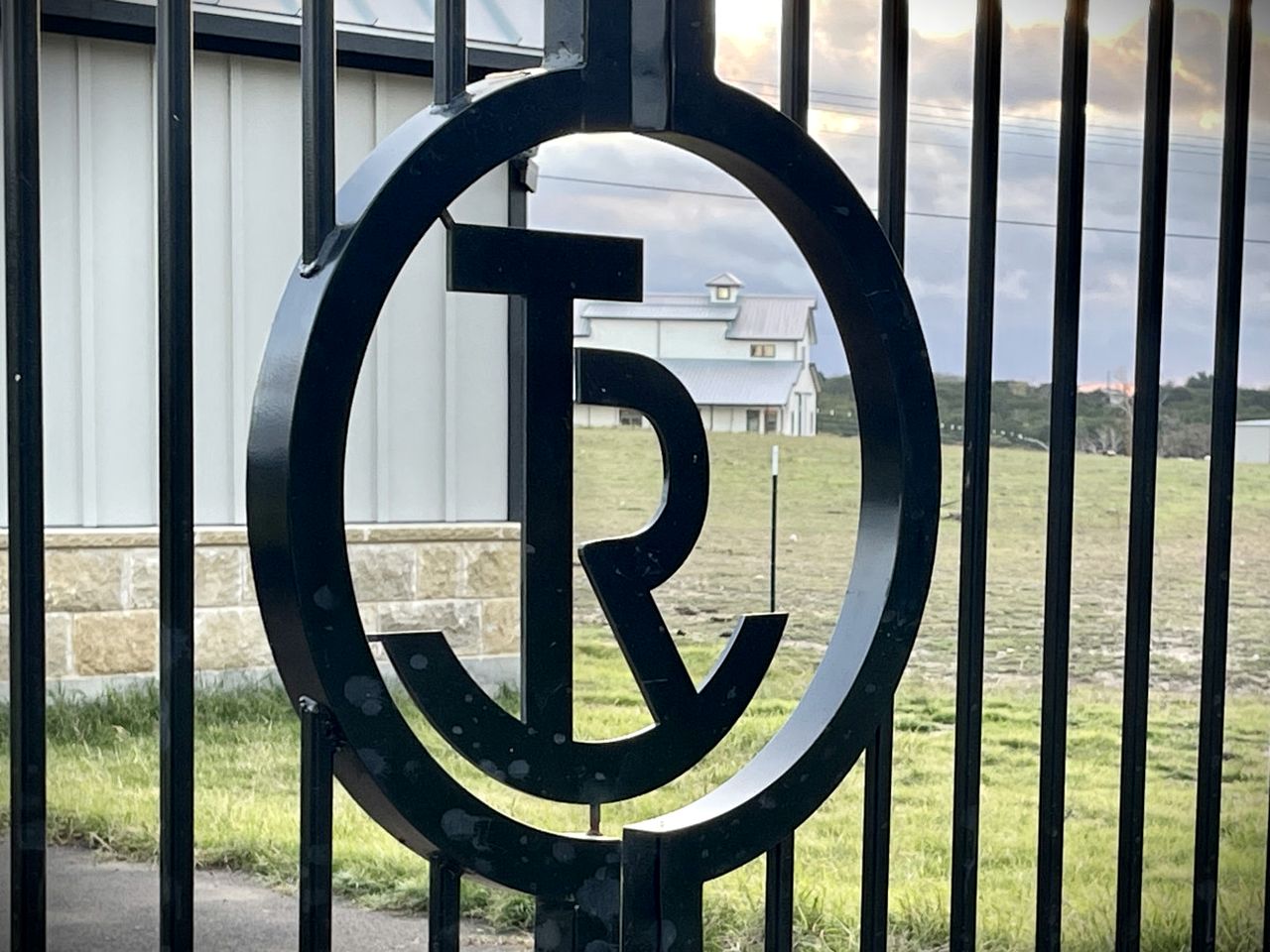 Beautiful Cottage with Stunning Vistas in Granbury, Texas