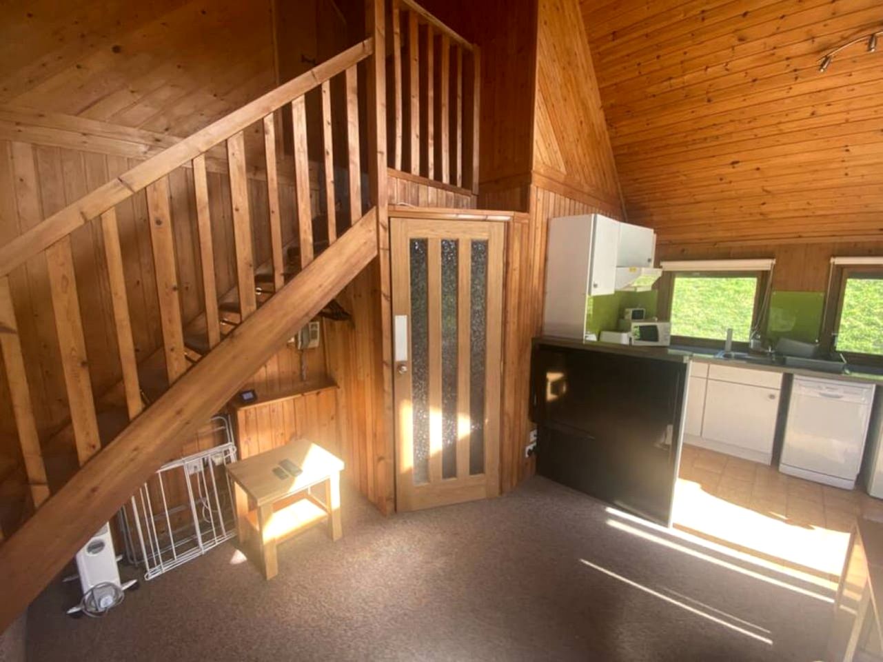 Beautiful Cottage with Swimming Pool in Helstone, England