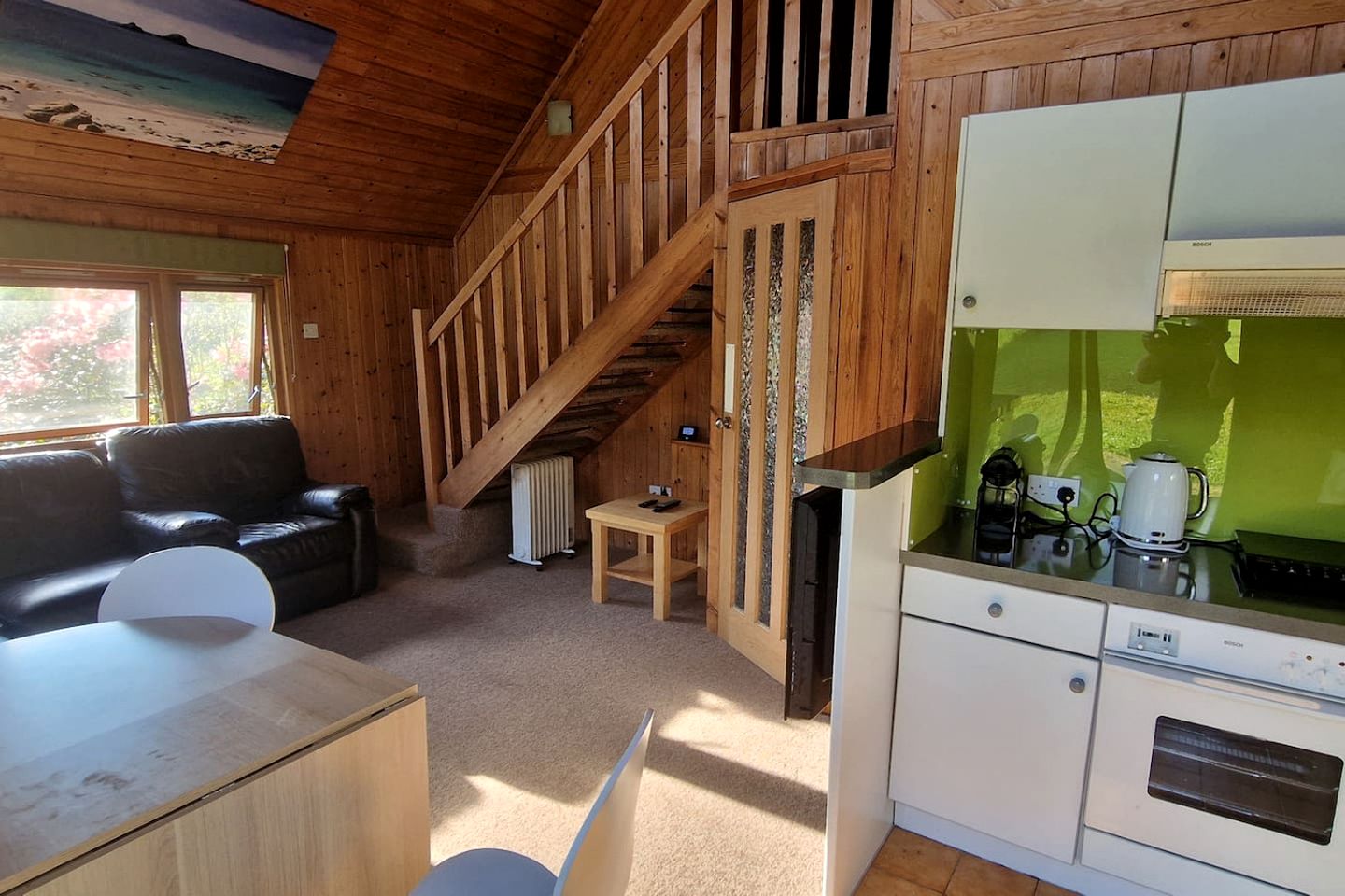 Beautiful Cottage with Swimming Pool in Helstone, England