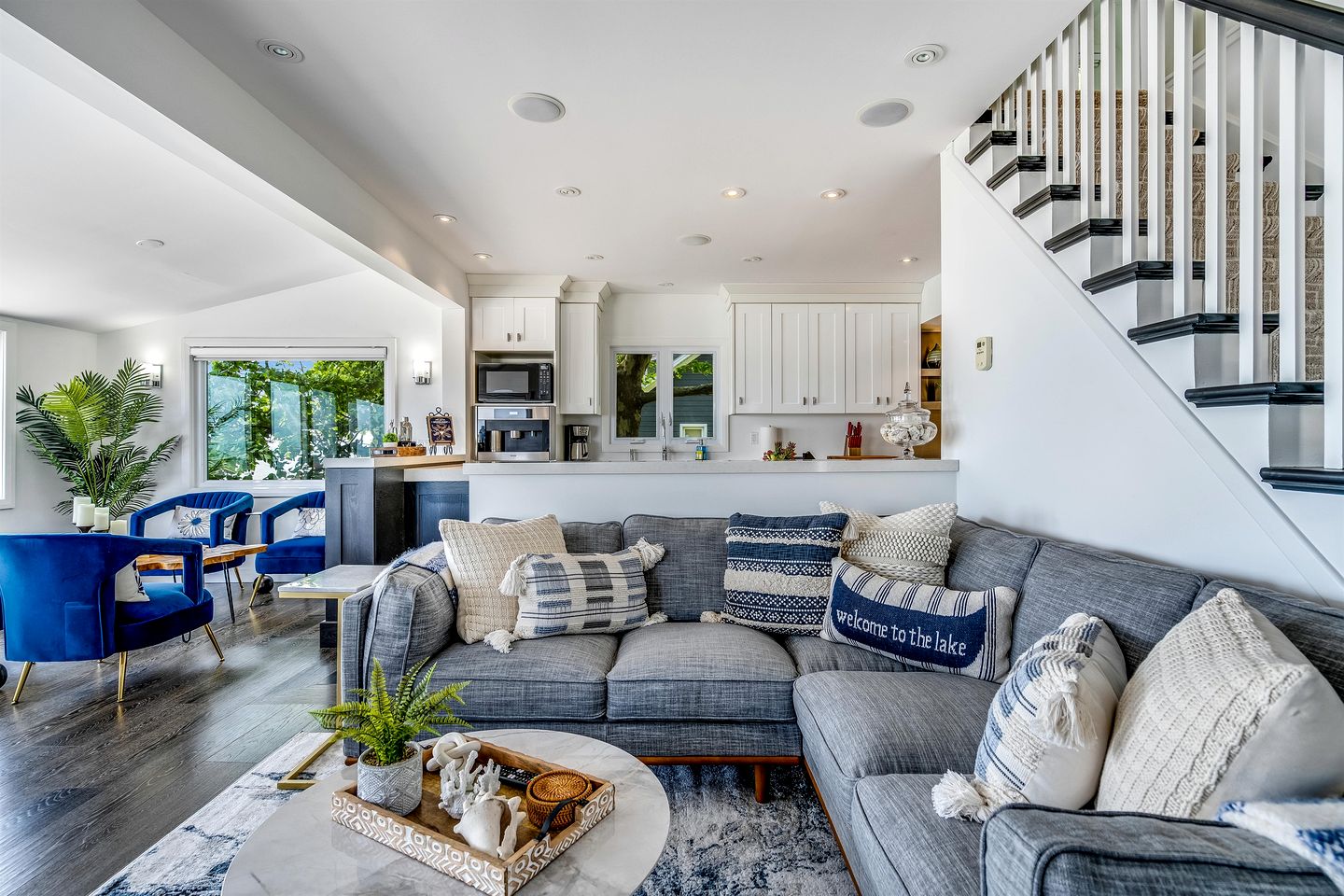 Beautiful Cottage with Swimming Pool in Kingsville, Ontario