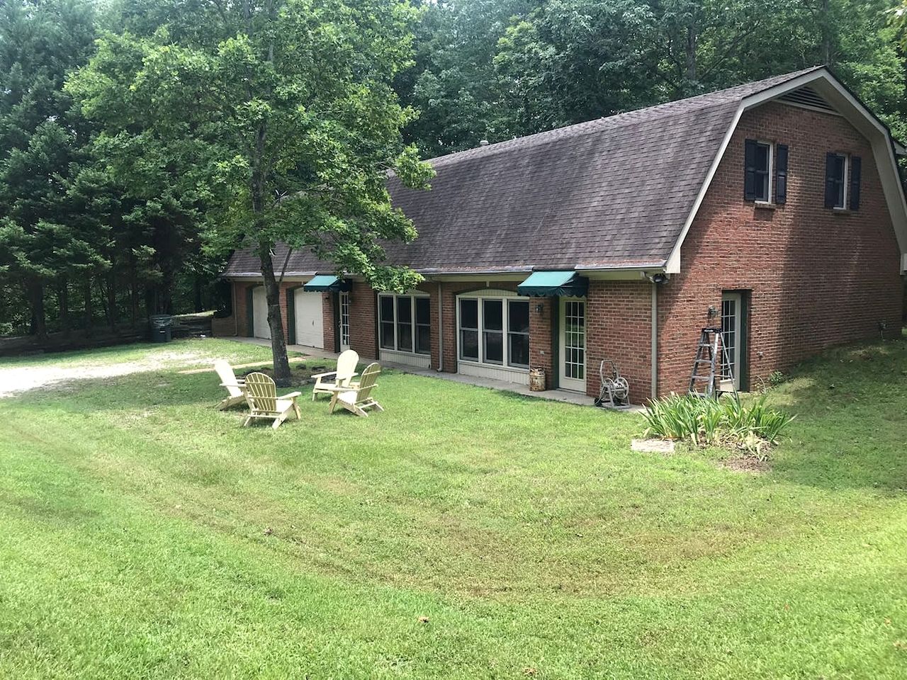 Beautiful Cozy Barn with Great Views in Franklin Tennessee