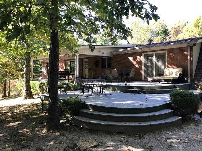 Barns (United States of America, Franklin, Tennessee)