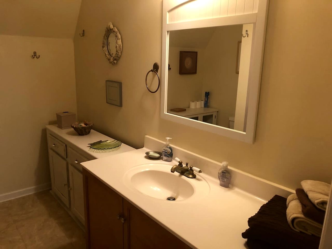 Beautiful Cozy Barn with Great Views in Franklin Tennessee