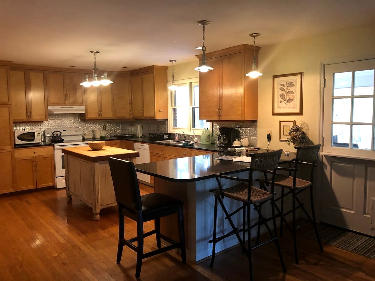 Beautiful Cozy Barn with Great Views in Franklin Tennessee