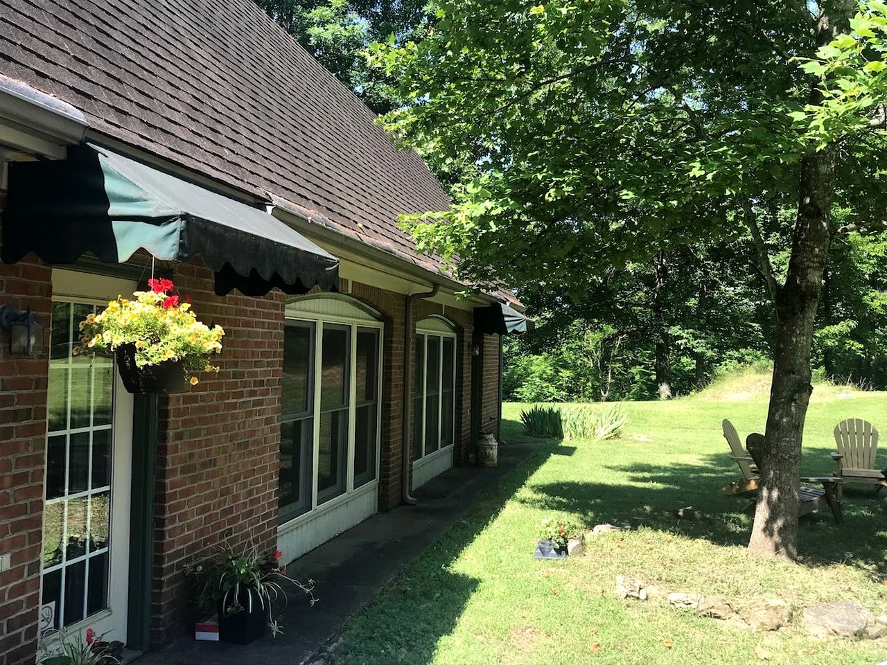 Beautiful Cozy Barn with Great Views in Franklin Tennessee