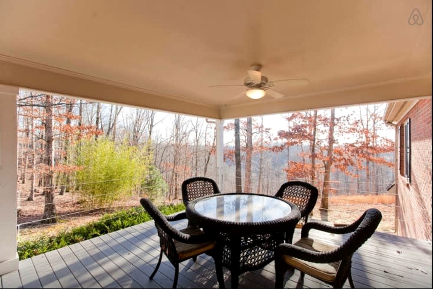 Beautiful Cozy Barn with Great Views in Franklin Tennessee