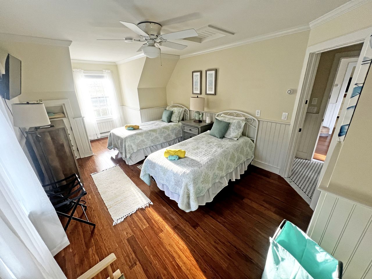 Beautiful Cozy Cabin in Saunderstown, Rhode Island