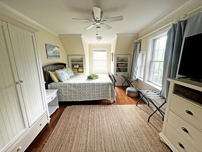 Cabins (United States of America, Jamestown, Rhode Island)