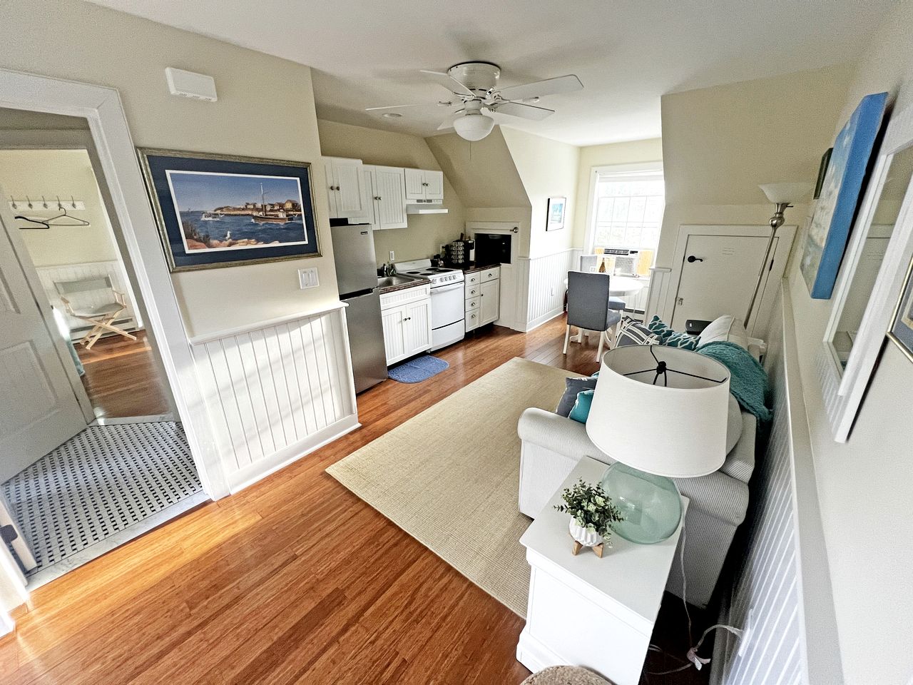 Beautiful Cozy Cabin in Saunderstown, Rhode Island