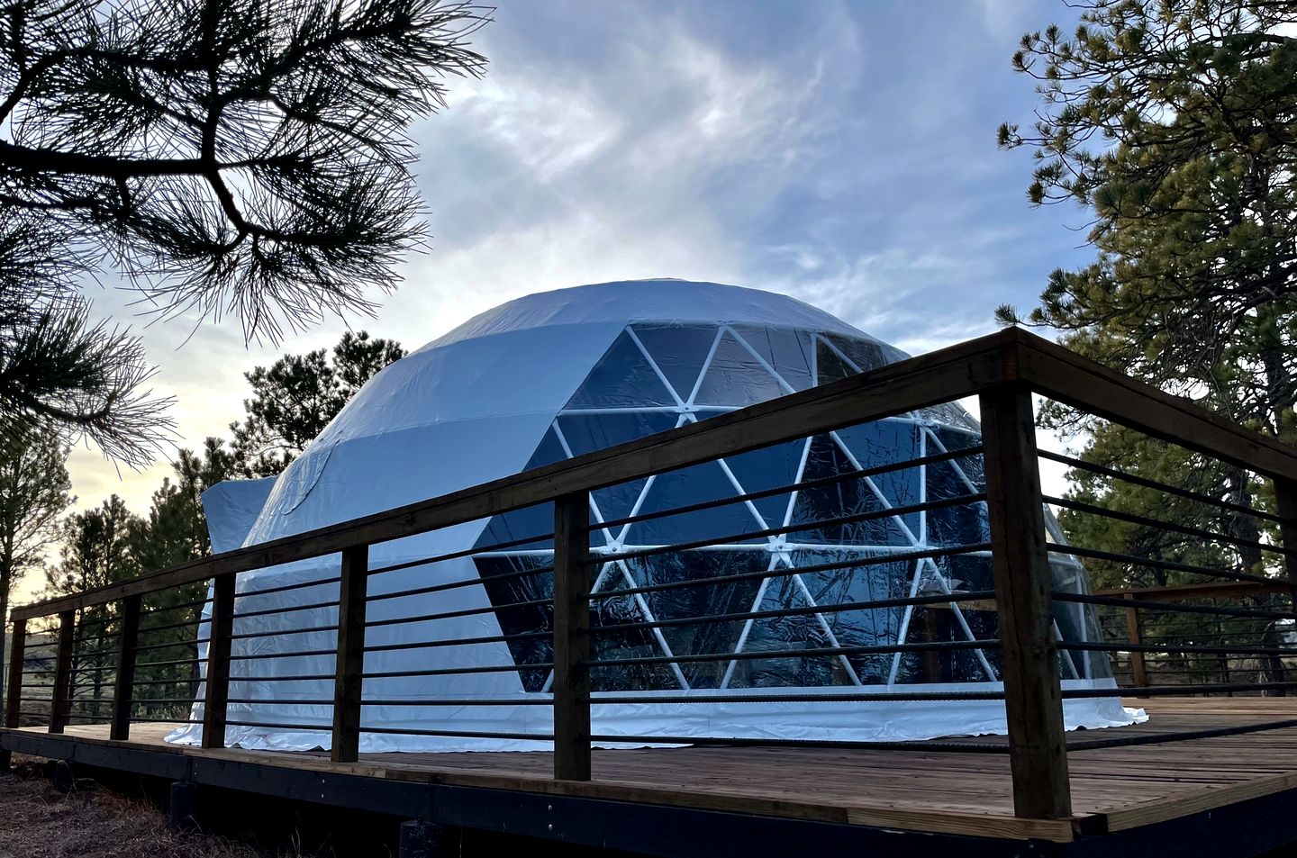 Beautiful Dome with Fire Pit in Hermosa, South Dakota