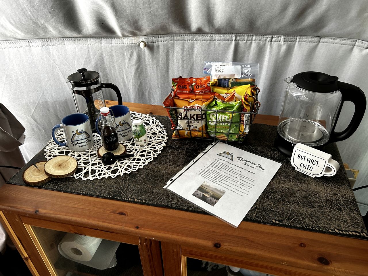 Beautiful Dome with Fire Pit in Hermosa, South Dakota