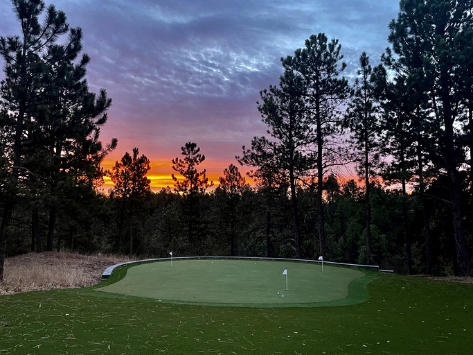 Domes (United States of America, Hermosa, South Dakota)
