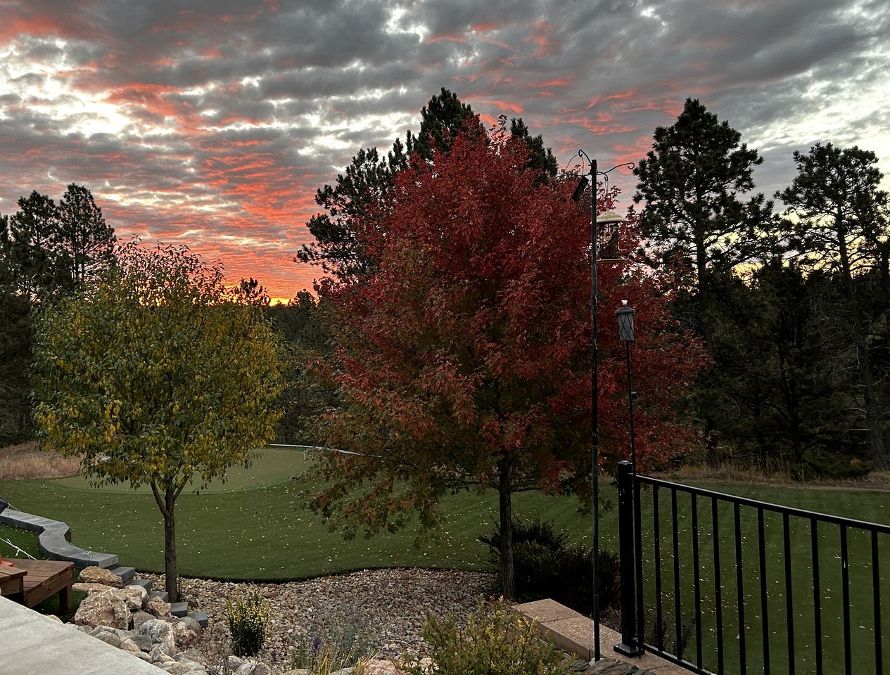Beautiful Dome with Fire Pit in Hermosa, South Dakota