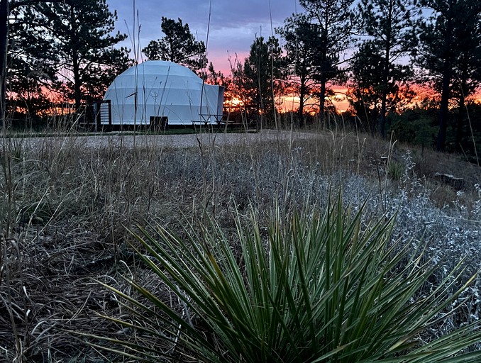 Domes (United States of America, Hermosa, South Dakota)