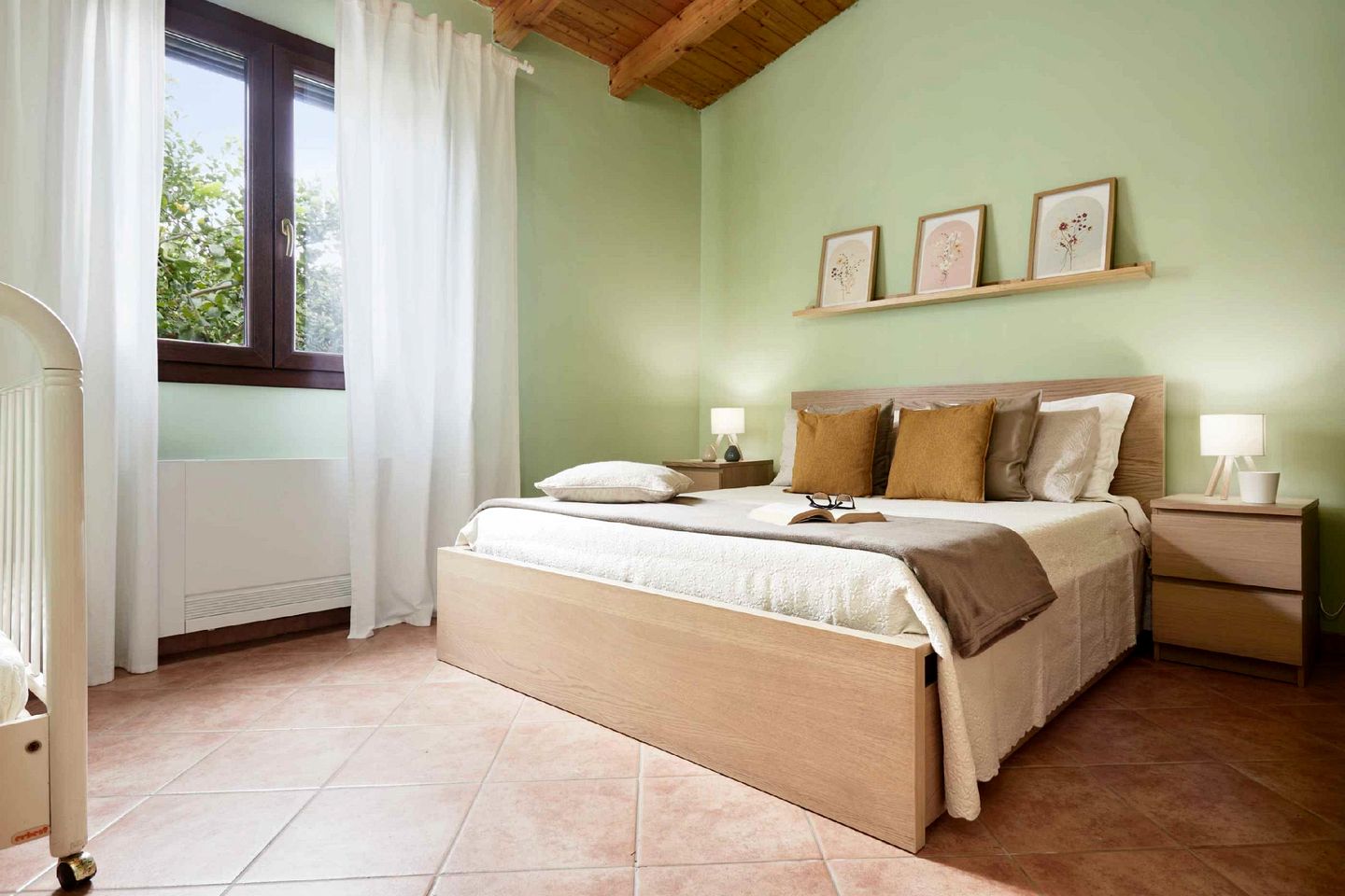 Beautiful Eco-Friendly Villa with Tropical Garden and Pool in Lido di Noto, Sicily
