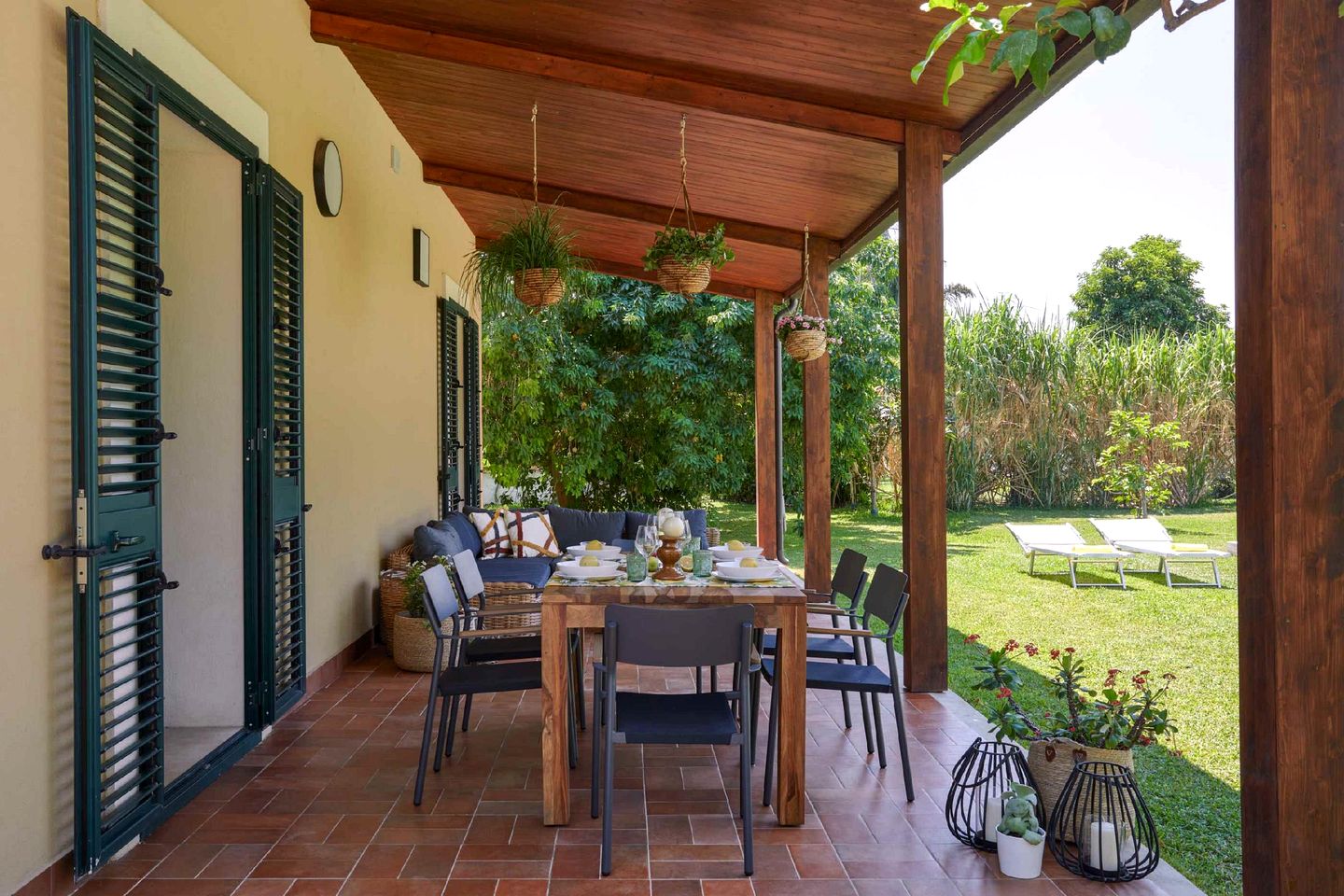 Beautiful Eco-Friendly Villa with Tropical Garden and Pool in Lido di Noto, Sicily