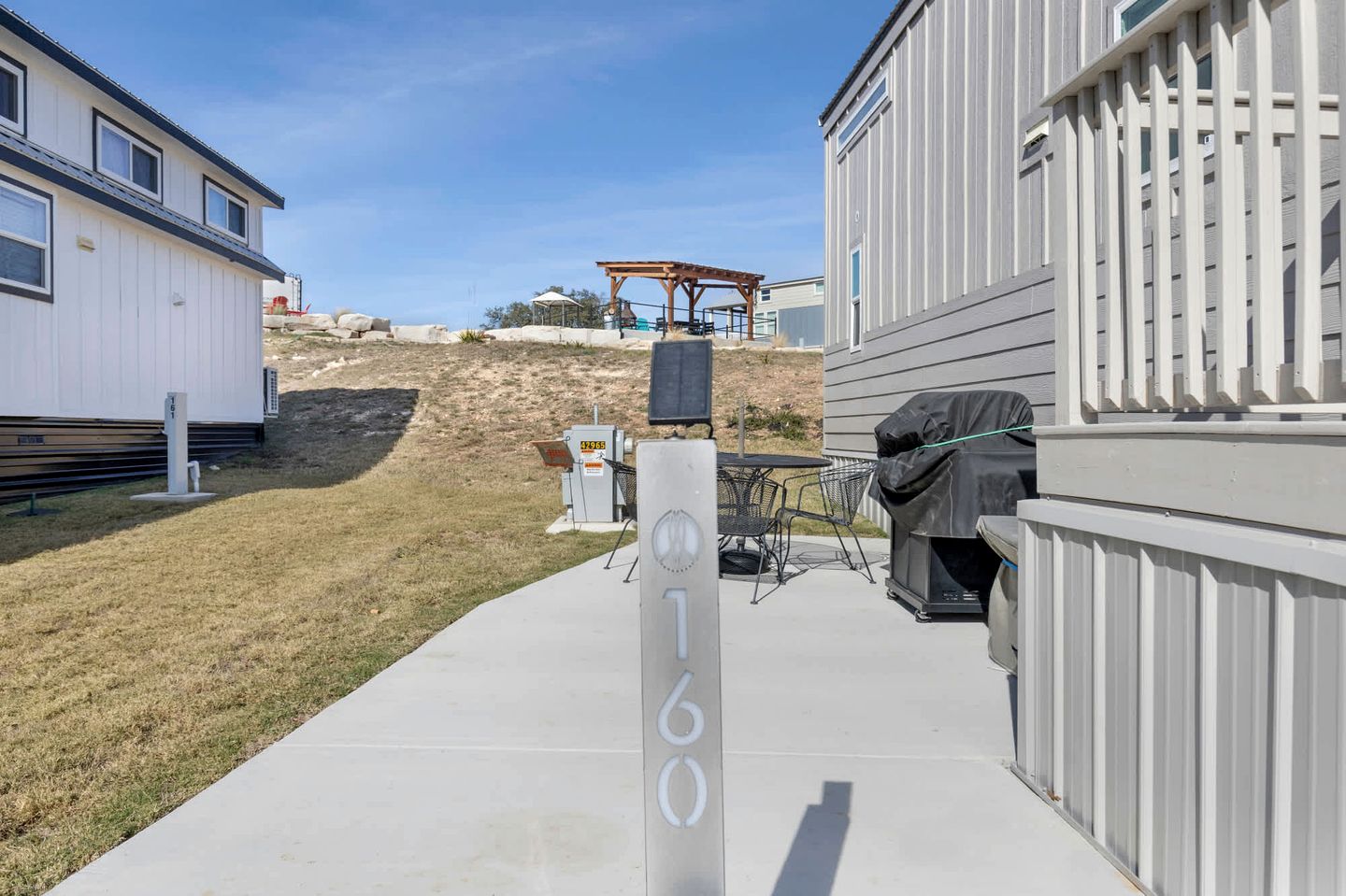 Stylish Tiny Home with Fire Pit & Stargazing Deck Near Fredericksburg, TX