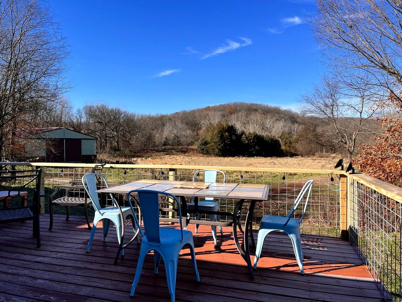 Beautiful Glamping Spot near Hartsburg, Missouri: Charming Pet-Friendly Cabin Perfect for a Family Vacation