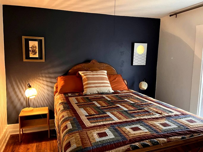 Cabins (United States of America, Hartsburg, Missouri)