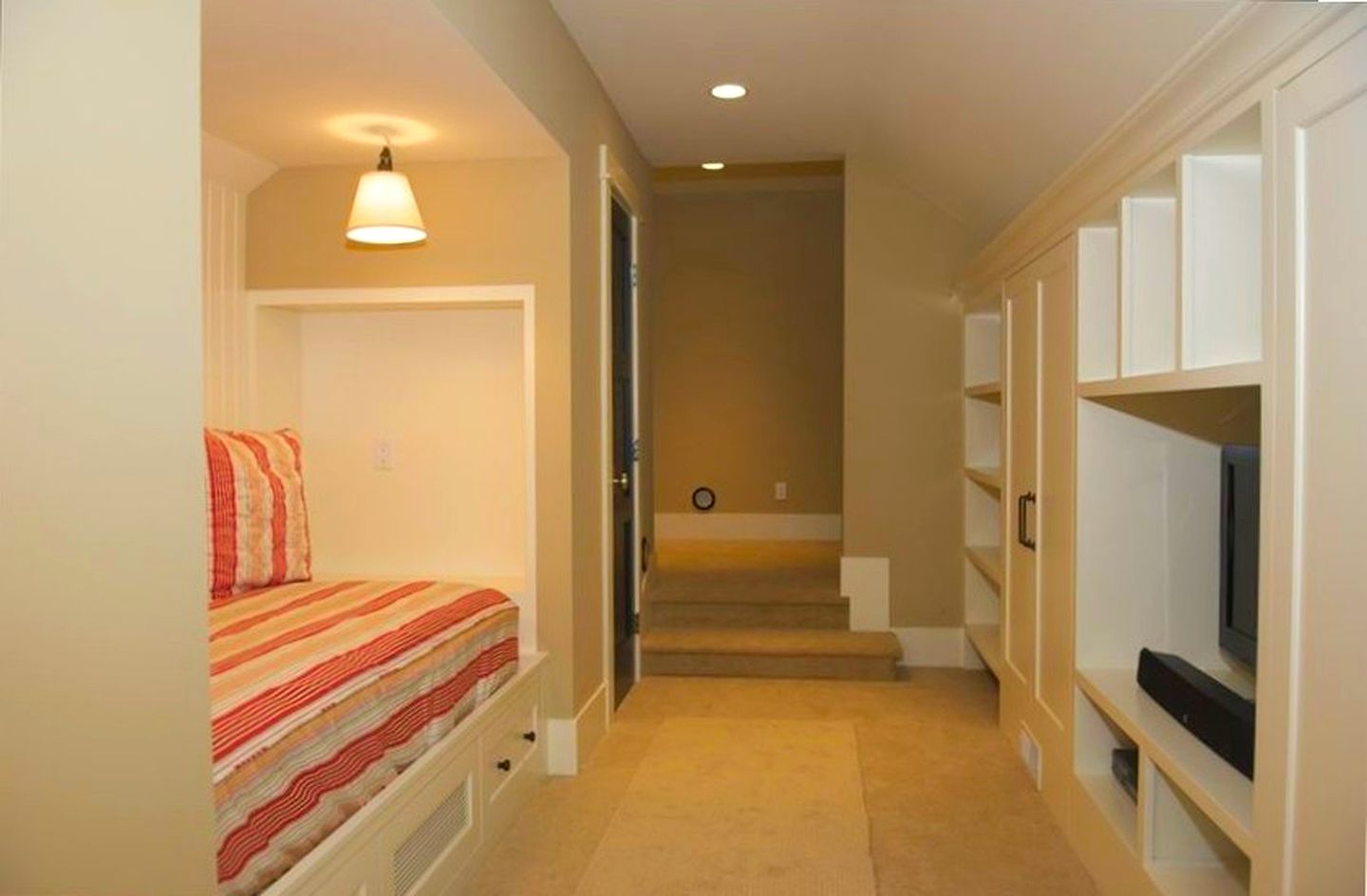 Beautiful and Spacious Vacation Rental with Lake Views in the Grand Traverse Bay Area, Michigan