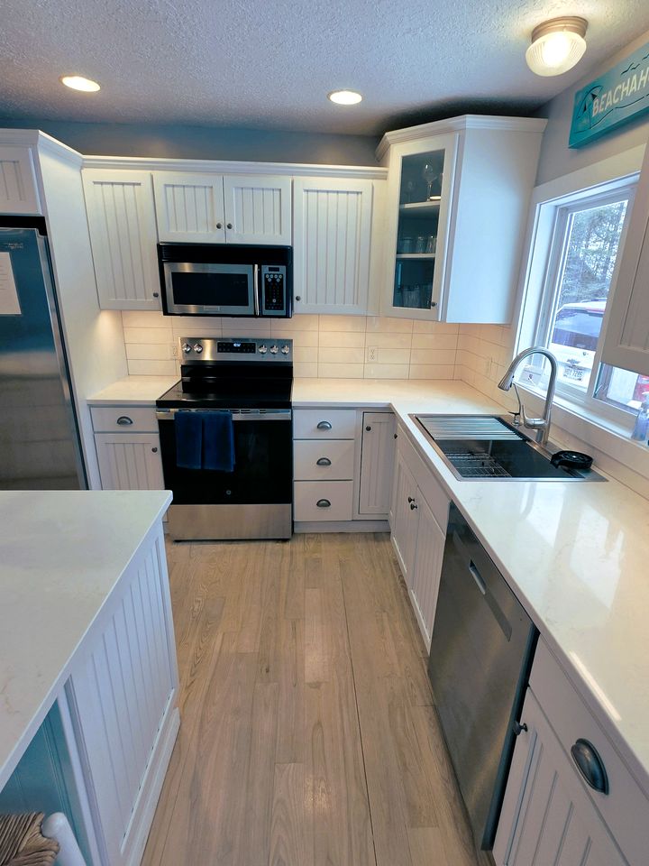 Beautiful Lakefront Cottage with Fire Pit in St. Ignace, Michigan