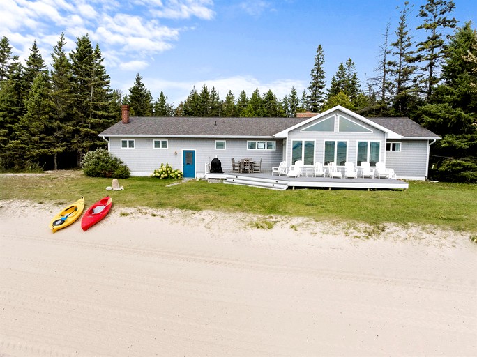 Cottages (United States of America, St. Ignace, Michigan)
