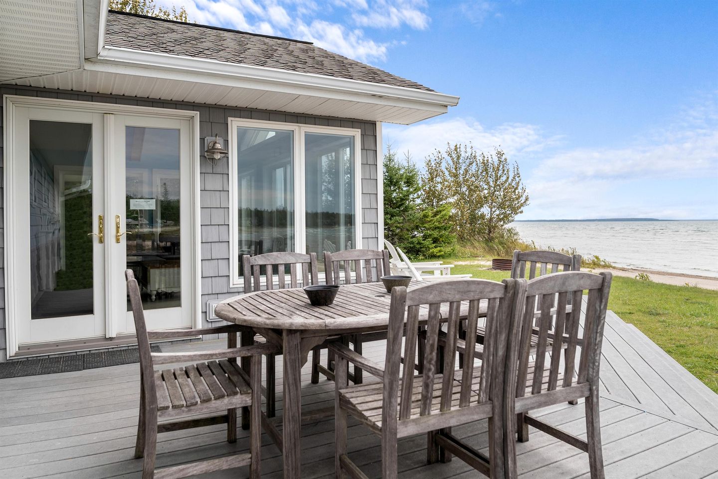 Beautiful Lakefront Cottage with Fire Pit in St. Ignace, Michigan