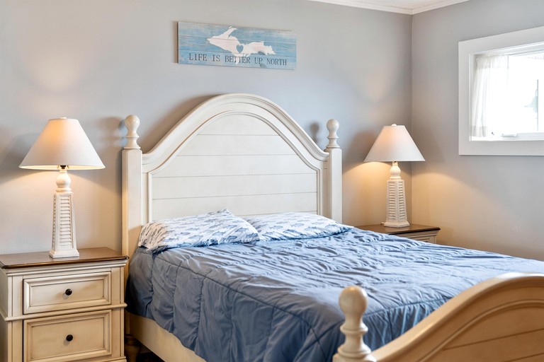 Cottages (United States of America, St. Ignace, Michigan)